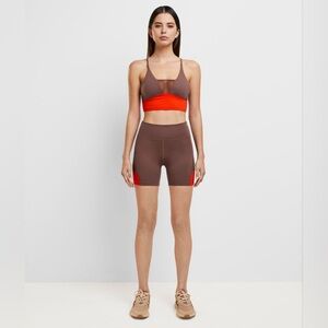Daring V-neck Top Light Brown